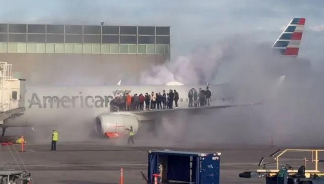 people stunned as video shows american airlines passengers evacuating plane 21307