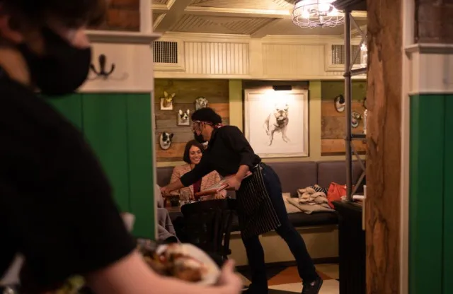 waiter fired for comments about refusing service to certain trump officials 21309