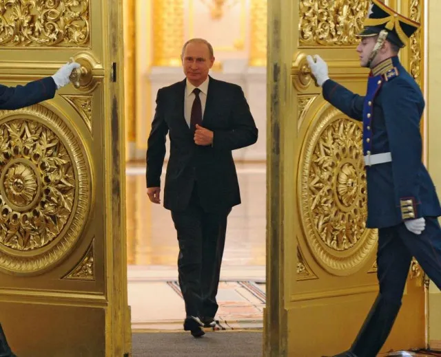 people are just discovering why vladimir putin walks with one arm stiff by 21502