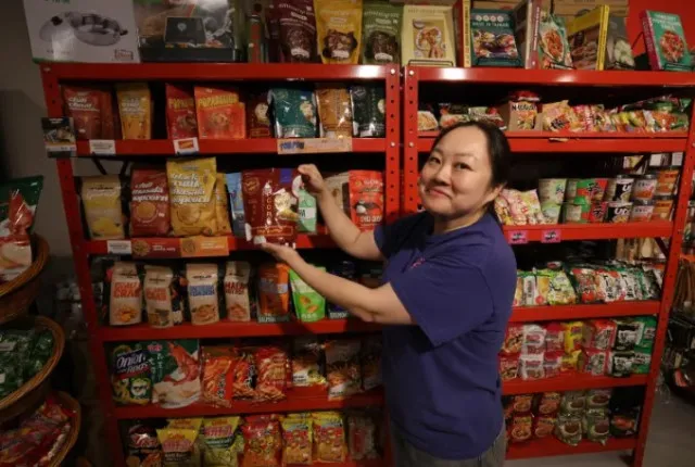 nyc shoppers rush to stock up on essentials after trump’s sweeping reciproc 21683