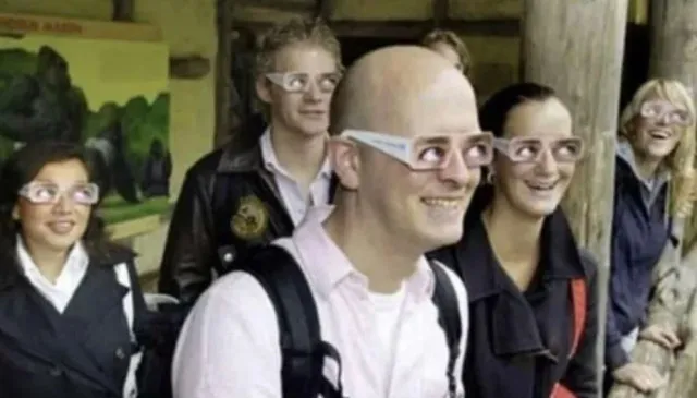 people are just now realizing glasses were invented to avoid eye contact wi 21607