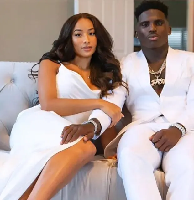 nfl star tyreek hill and wife involved in domestic dispute captured on vide 21738