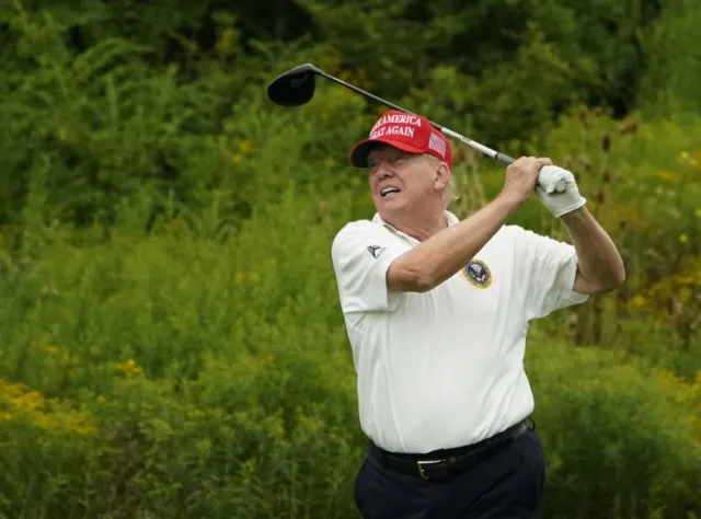 donald trump said he could fix golf in 15 minutes but no solution has emerg 21802