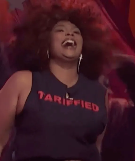 lizzo sparks debate after criticizing president trump’s tariffs during snl 21919
