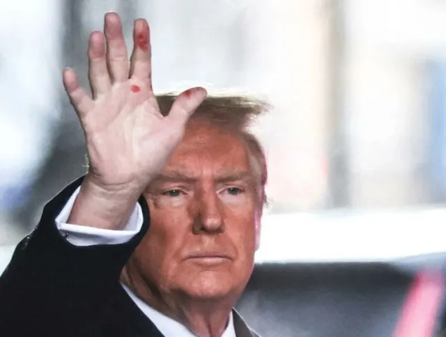 white house shuts down rumors about trumps health after concerns over dark 21990