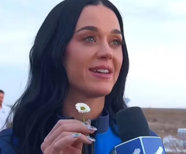conspiracy theorists claim blue origin space flight with katy perry and lau 22079