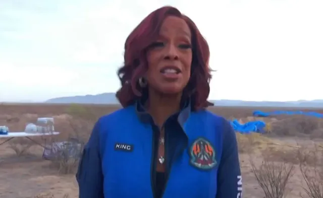 gayle king responds to viral uncomfortable moment while boarding blue ori 22066