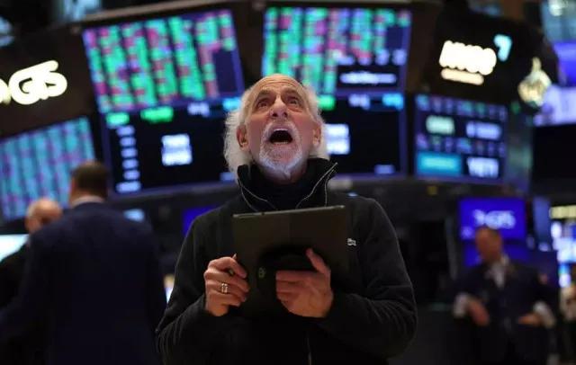 consumers lose billions amid us stock market plunge as new restrictions on 22248