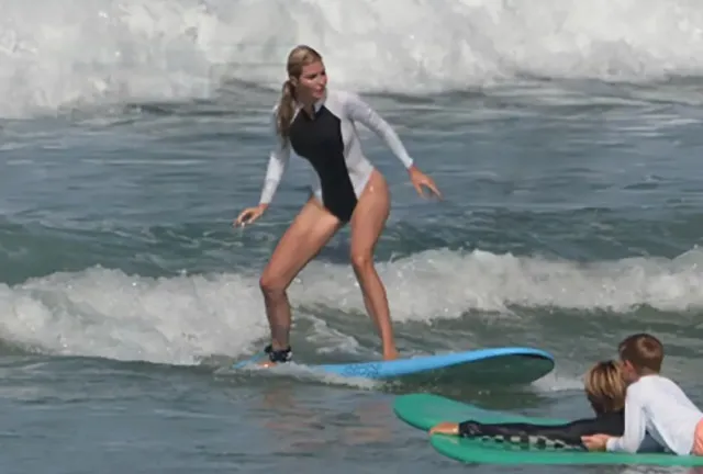 ivanka trump surprises viewers with her surfing skills during relaxing fami 22413