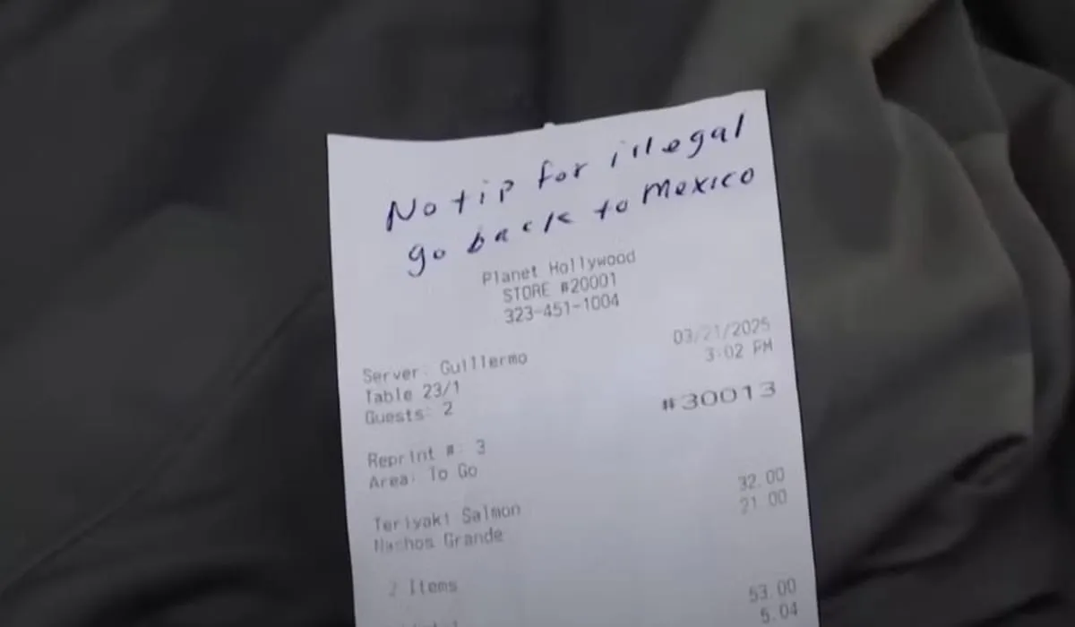 server at lax restaurant shocked by racist note left by customers 22483