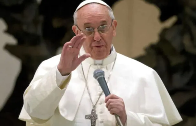 people are just realizing why the pope cant be an organ donor, even if he 22730