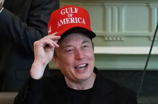 elon musk sparks reactions after wearing two hats to white house meeting wi 23272
