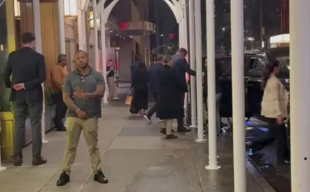 kamala harris and hubby doug emhoff swoop into nyc hotspot polo bar ahead o 23436