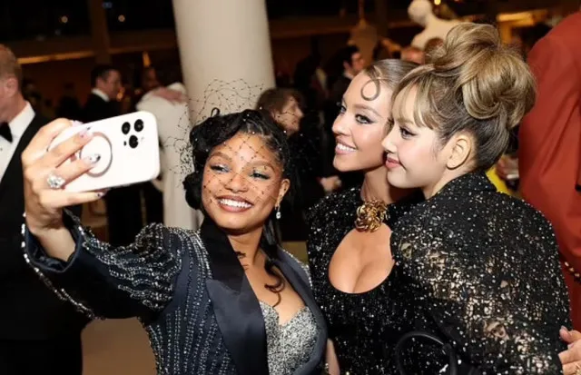 several a-list celebrities risk anna wintours wrath by breaking her golden 23473