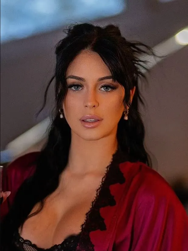 onlyfans star camilla araujo sparks outrage for attending the 2025 met gala 23508