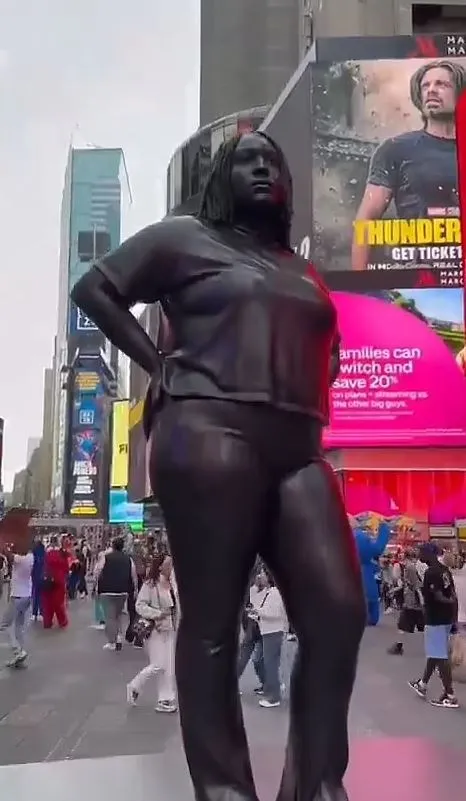 americans are raging over 12-foot-tall woman statue in times square 23626