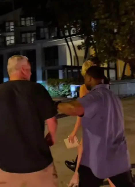 ivanka trump’s bodyguard forcefully shoves man after he repeatedly approach 23640