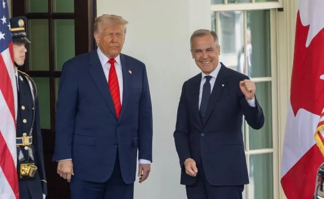 lip reader reveals abrupt instruction donald trump gave canadas mark car 23576