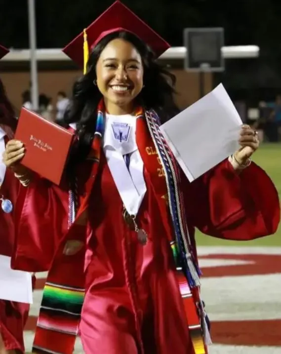 georgia college student faces deportation after running red light amid fami 23690