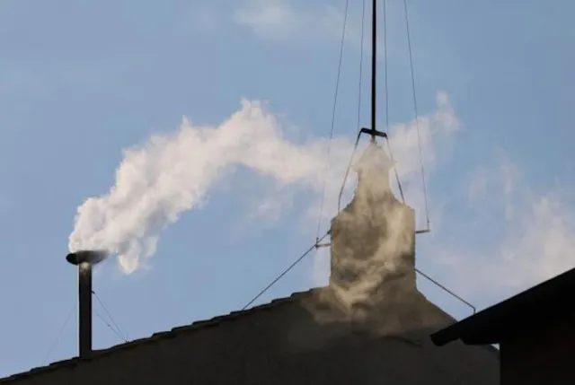 new pope elected as white smoke emerges from sistine chapel 23650