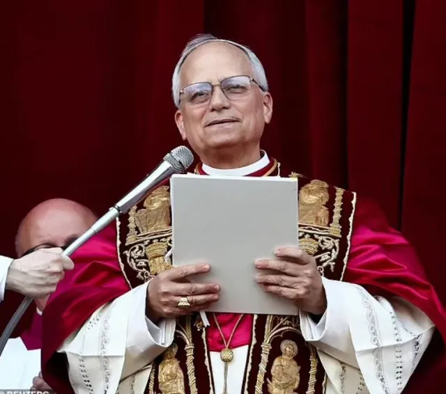 new pope leo xiv’s resurfaced tweets reveal what he really thinks about tru 23717