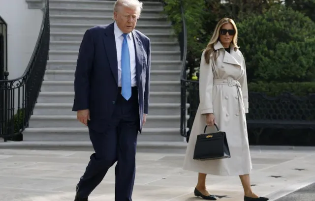 people stunned by how many days melania trump has stayed with trump at whit 23668