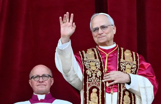 pope leo hints his election result with five-word message in phone call bef 23735