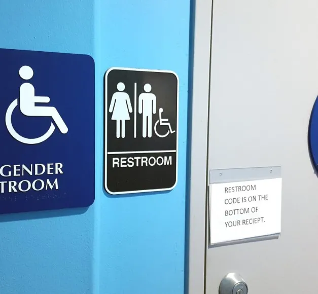woman wrongfully thrown out of female toilets after security guard ‘thought 23712