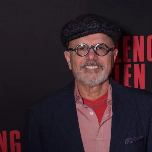 joe pantoliano considers leaving the u.s he feels uncomfortable under tru 23841