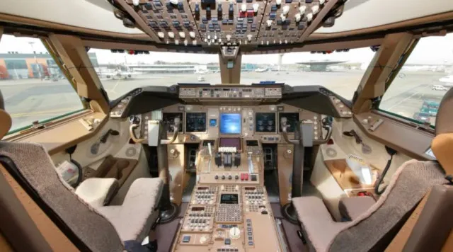 trump is set to receive $400m qatar “flying palace” as temporary air force 23903