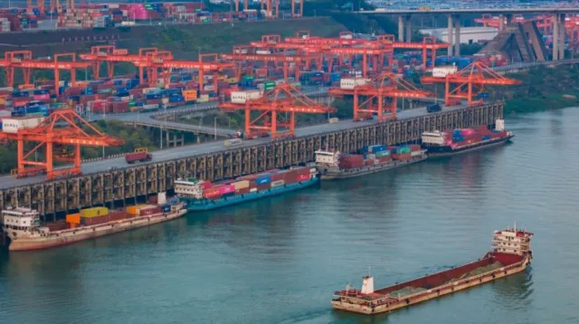 us cuts tariffs on chinese goods to 30% while china lowers american levies 23917