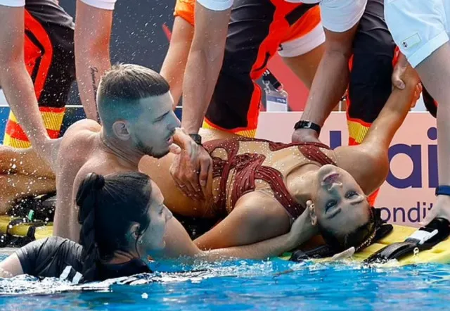 team usa swimmer reflects on life-threatening health scare after nearly dro 23967