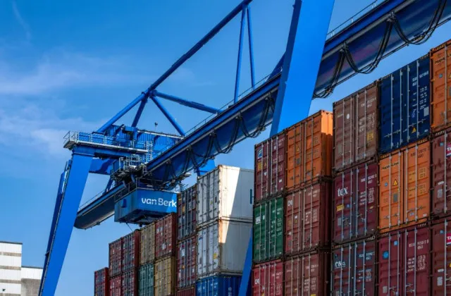 trump announces chinas agreement to fully open its markets to u.s. busines 23980