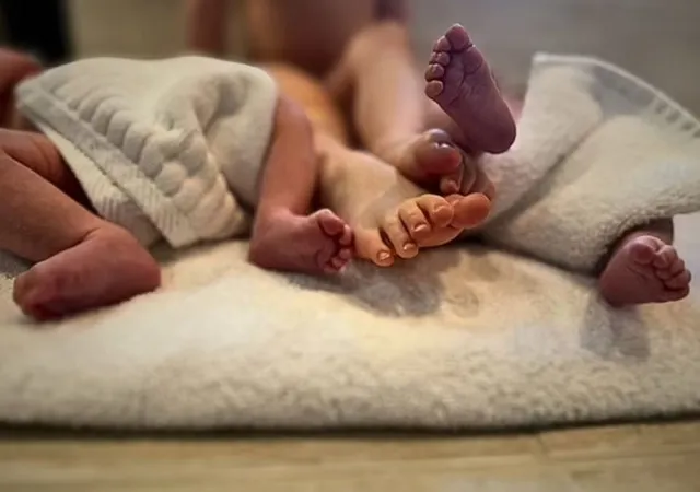 why many think elon musk is the father of amber heard’s surprise baby twins 24016