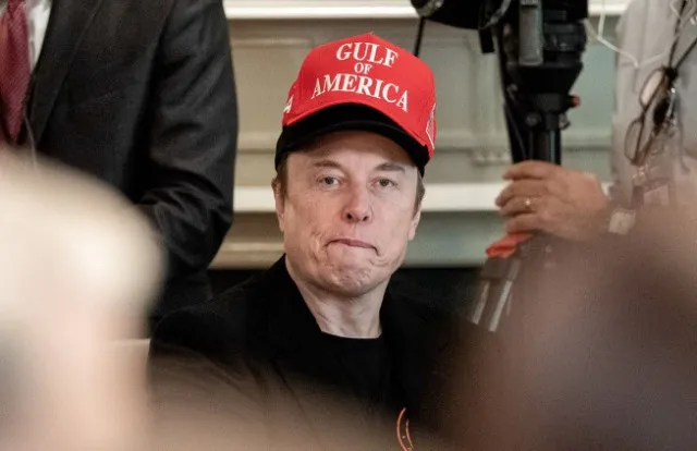 elon musk faces backlash over disturbing video of most dangerous invention 24112
