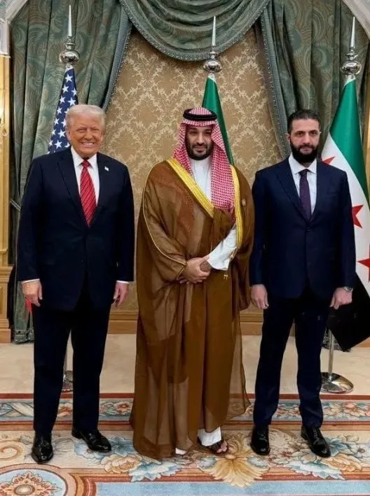 donald trump is under fire for praising former terrorist warlord as ‘a youn 24166
