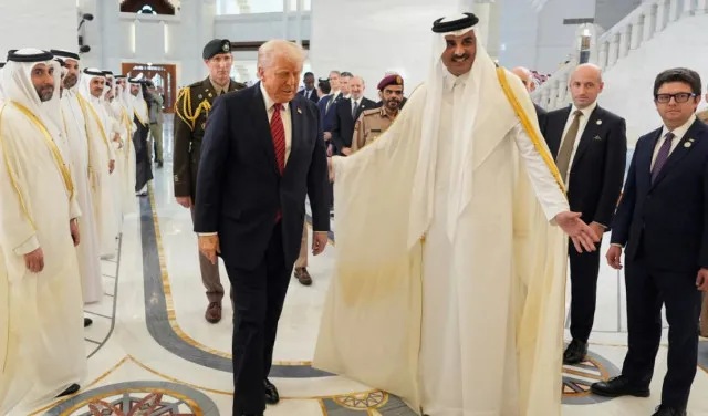 donald trump receives 8-fighter jet escort as air force one arrives in qata 24160