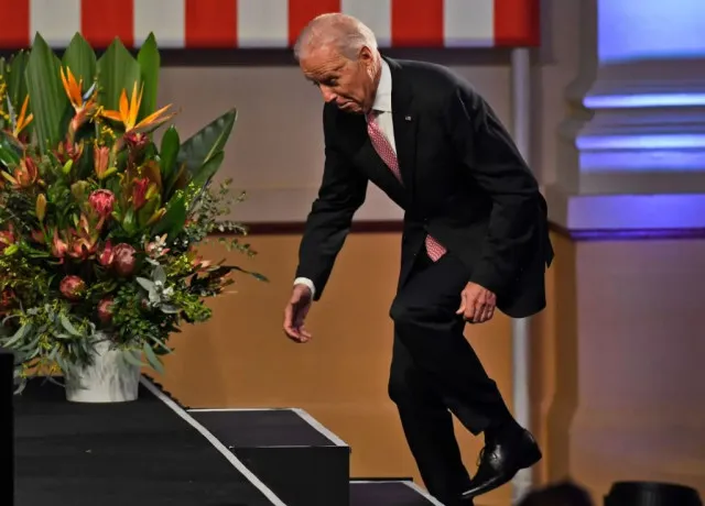 dems admit biden never could have pulled off trump’s show-stopping middle e 24259