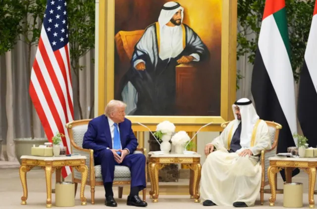 dems admit biden never could have pulled off trump’s show-stopping middle e 24255