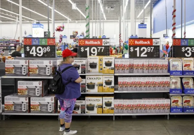trump criticizes walmart over the retail giants price hike warnings li 24381