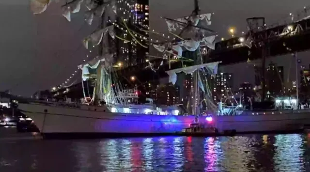 authorities id victims of brooklyn bridge boat crash as initial report reve 24457
