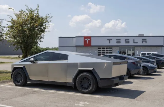 tesla drivers outraged over cancellation of most anticipated feature at the 24504