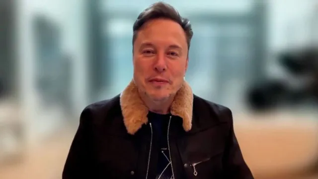 elon musk confirms he will lead tesla for at least another five years despi 24586