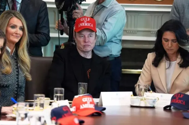 elon musk plans to spend “a lot less” on political donations in future afte 24562