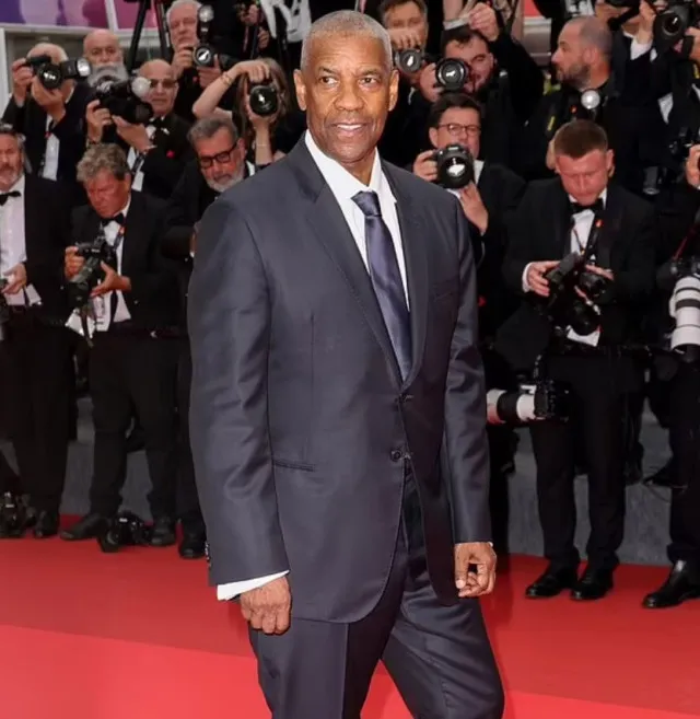 what denzel washington yelled at photographer in tense red carpet showdown 24566