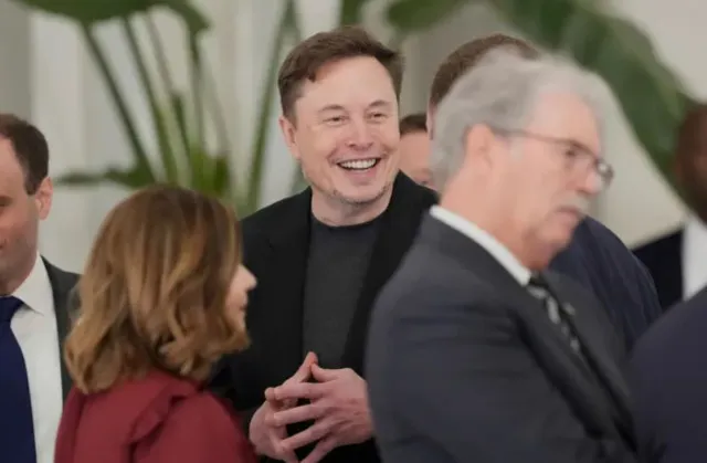 elon musk makes surprise microsoft appearance despite ongoing legal battle 24647