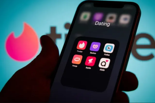j.d. vance reveals reason americans should never use destructive dating a 24672