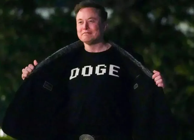 elon musk lashes out at journalist with brutal five-word reply over $4b dog 24706