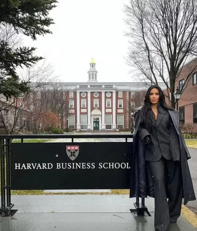 kim kardashian fans believe shes eyeing the white house after law school g 24764