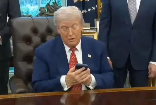trump left red-faced after iphone ring disrupts his oval office rant on pun 24873